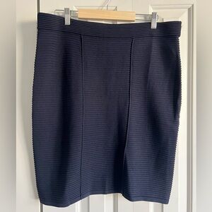 Ivanka Trump Large skirt